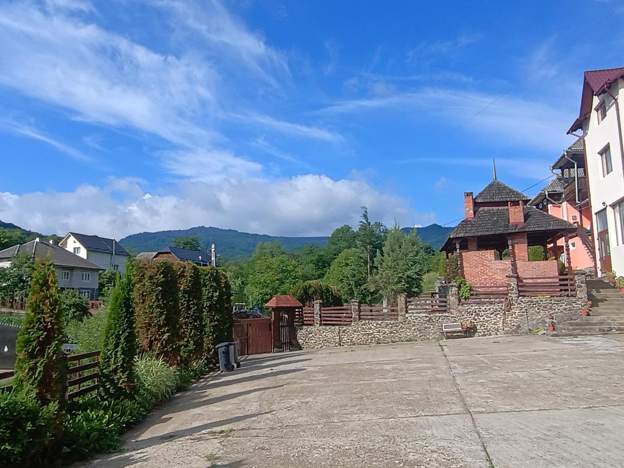 Pensiunea In Poiana Glod  Exterior foto